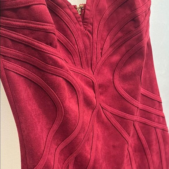 Elegant Strapless Burgundy Dress - Picture 4 of 6